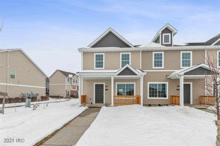 2316 Hazeltine Place - Photo 1