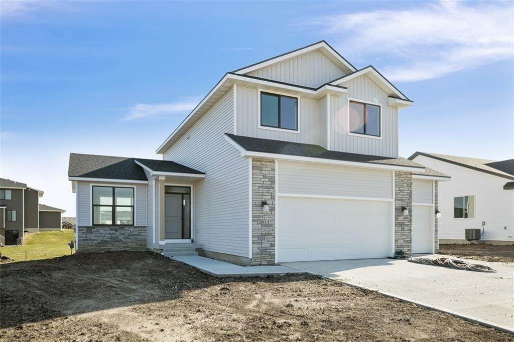 2611 8th Avenue - Photo 1