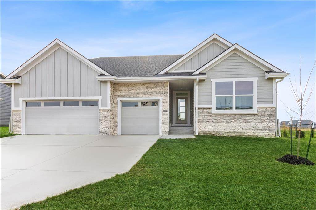 623 55th Street - Photo 1
