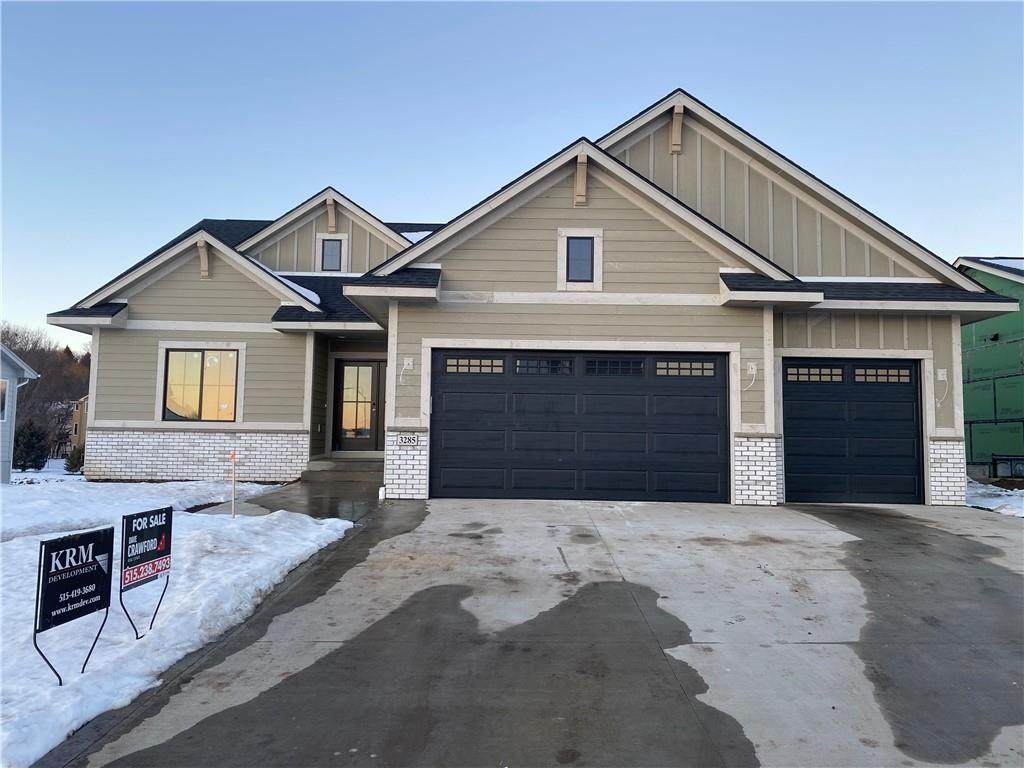 3285 Valley View Drive - Photo 1