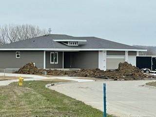 1613 Southbridge Drive - Photo 1