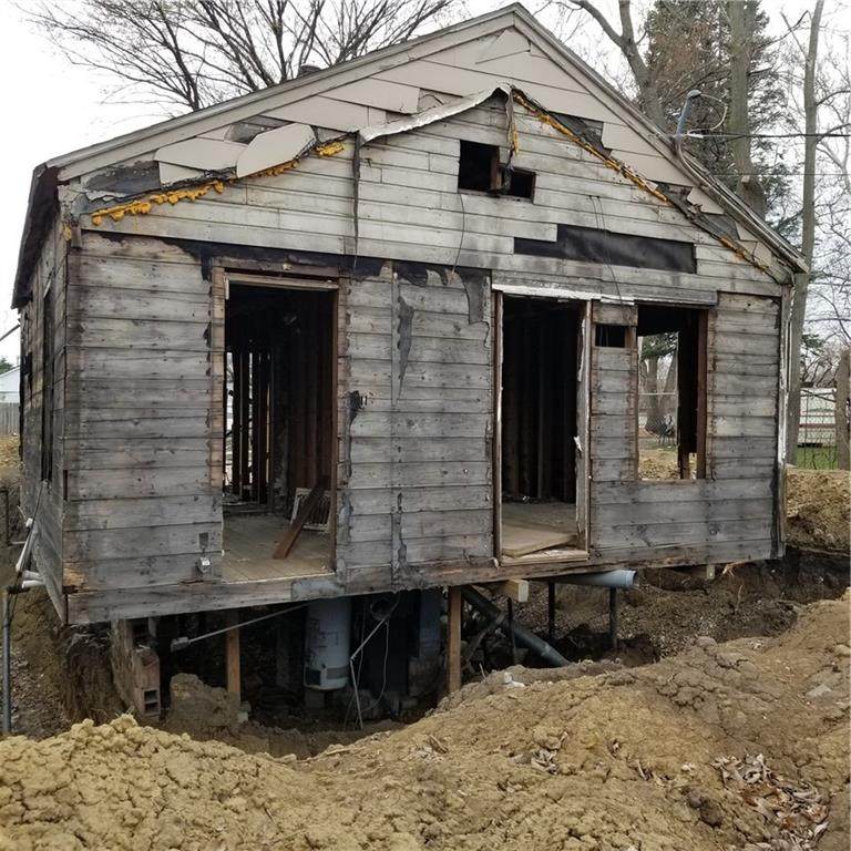 313 Porter Avenue - Photo 1