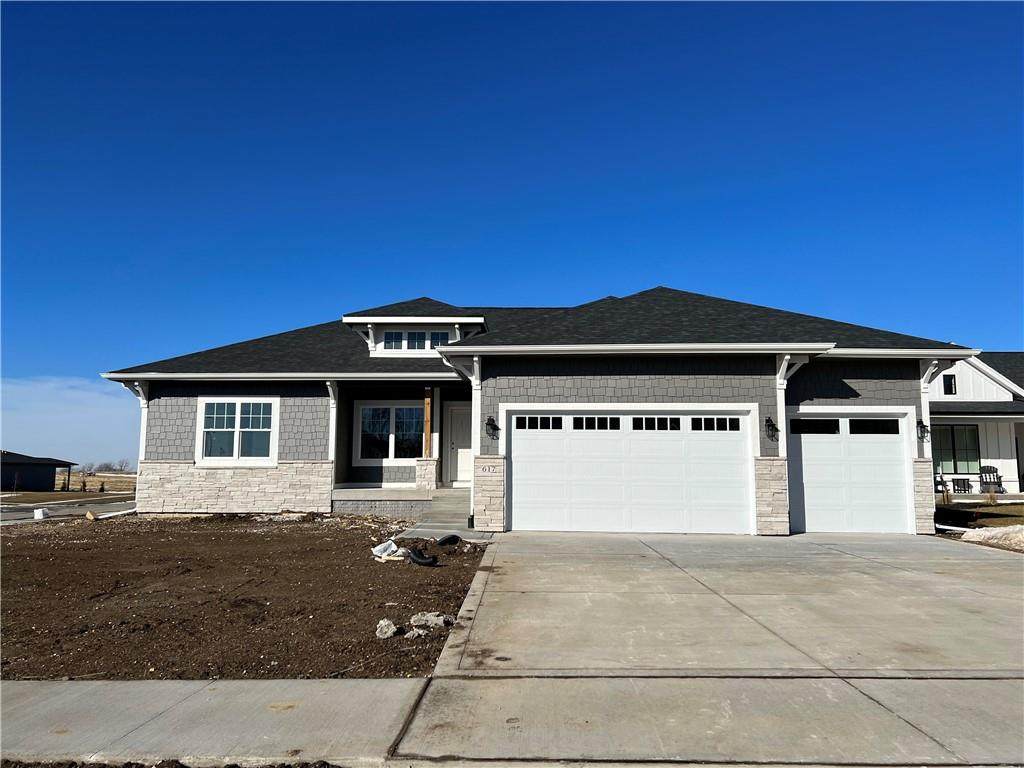 617 Elkwood Circle - Photo 1