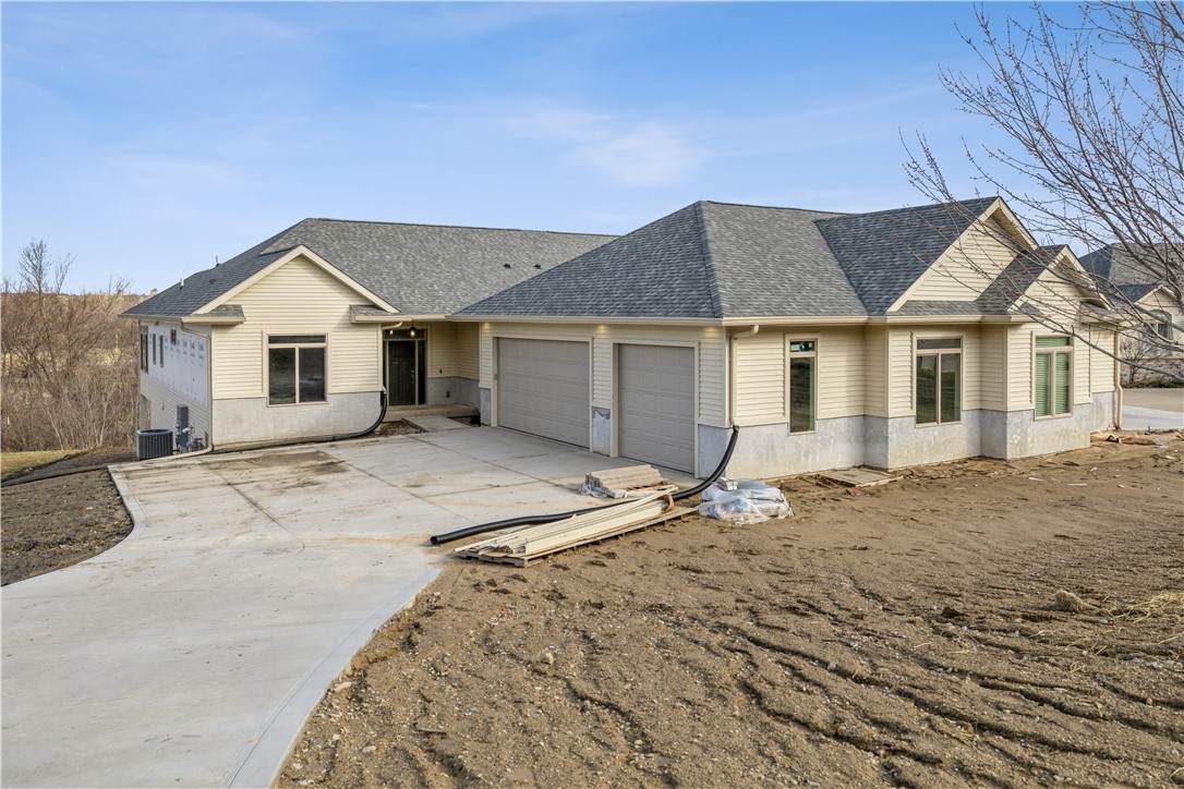2819 30th Street - Photo 1