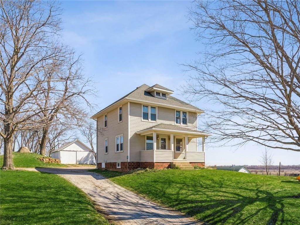 144 104th Avenue - Photo 1