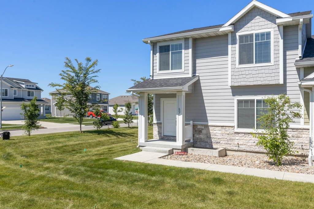 607 Spring Crest Lane - Photo 1