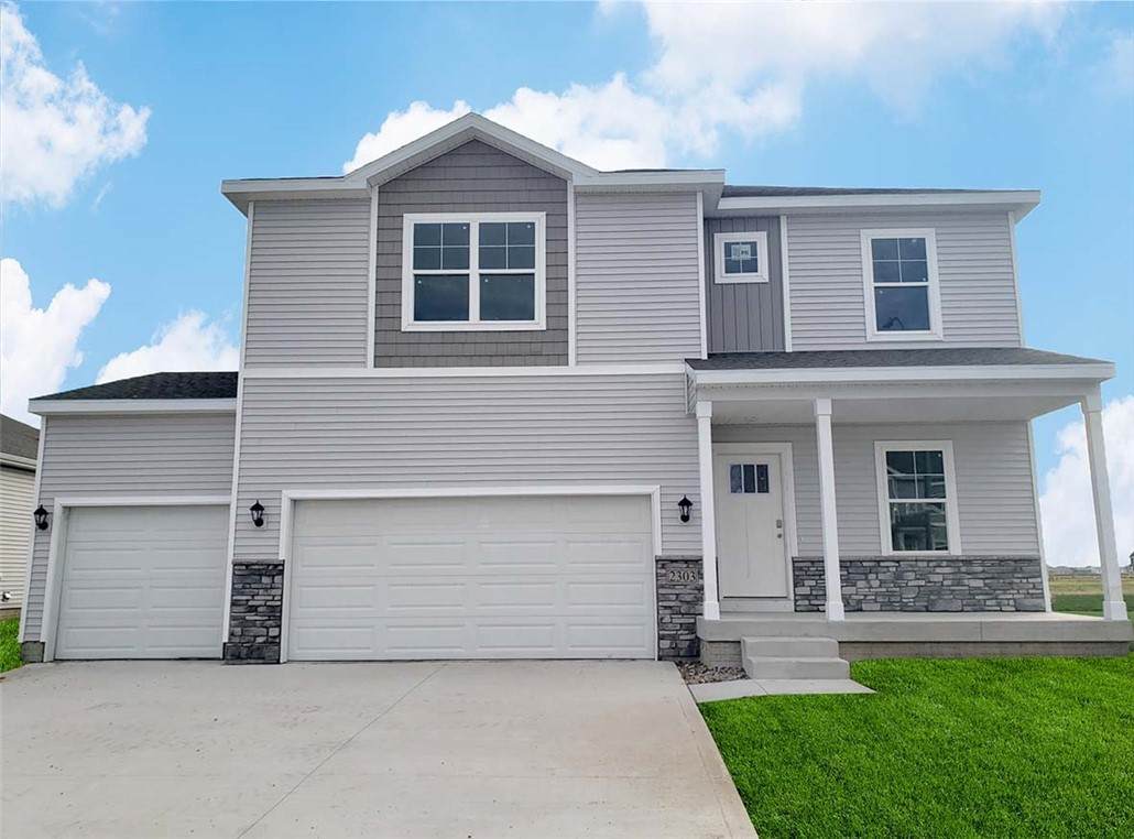 2303 31st Street - Photo 1