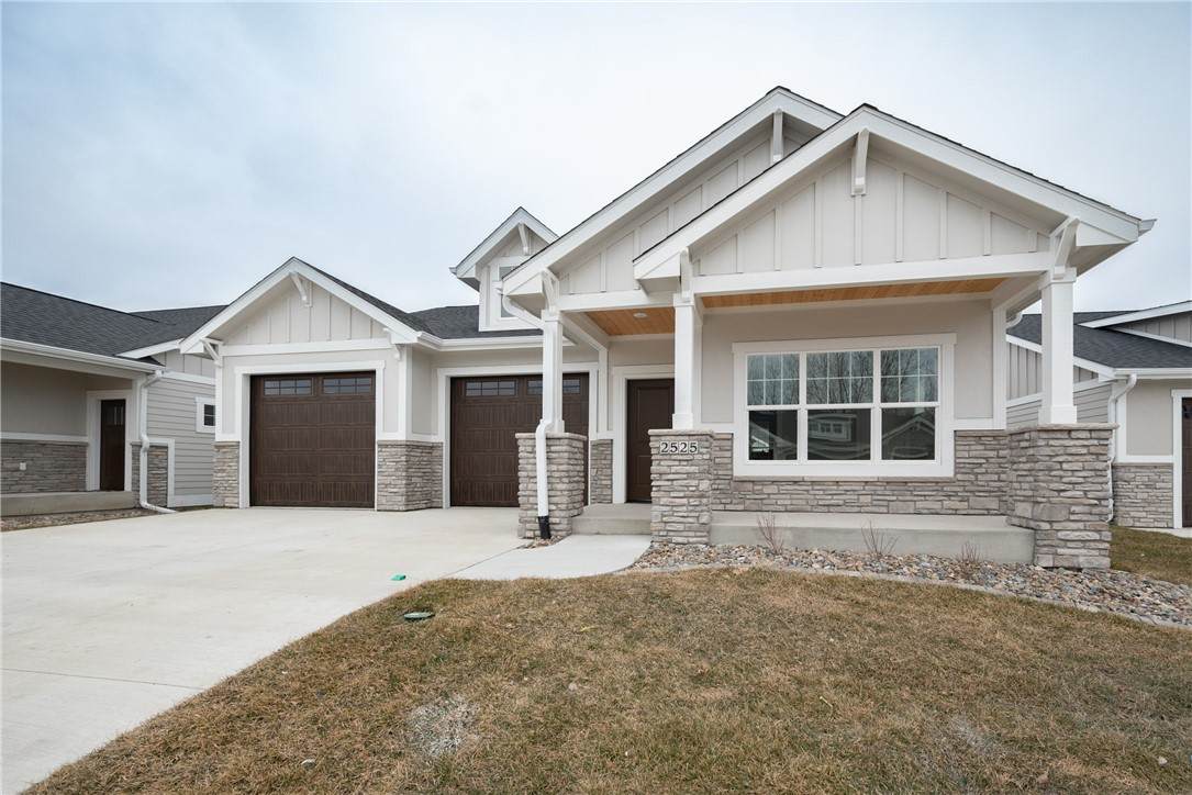 2525 Vineyard Lane - Photo 1