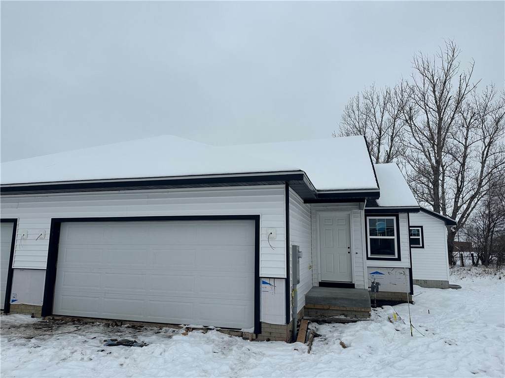 1024 Adler Court - Photo 1