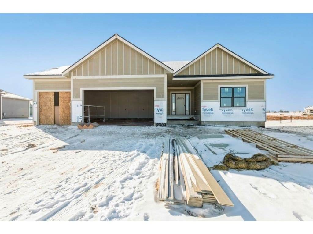 2309 29th Street - Photo 1