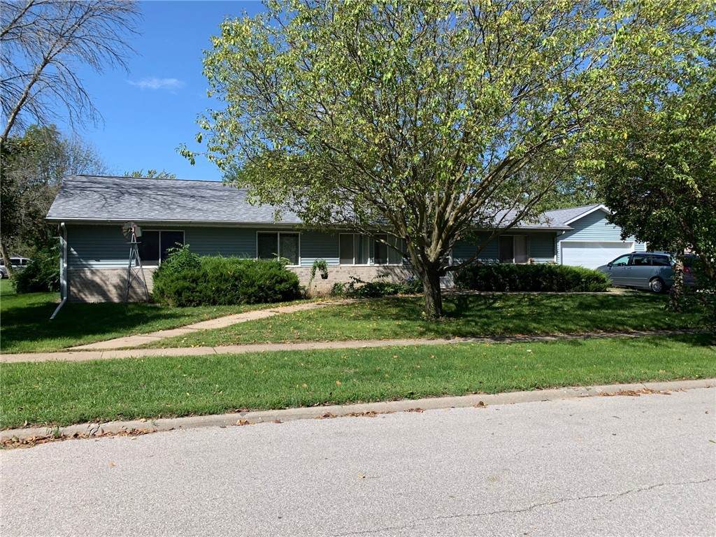 406 5th Street - Photo 1