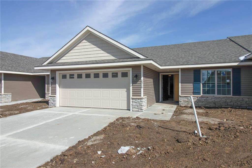 2316 Highview Drive - Photo 1