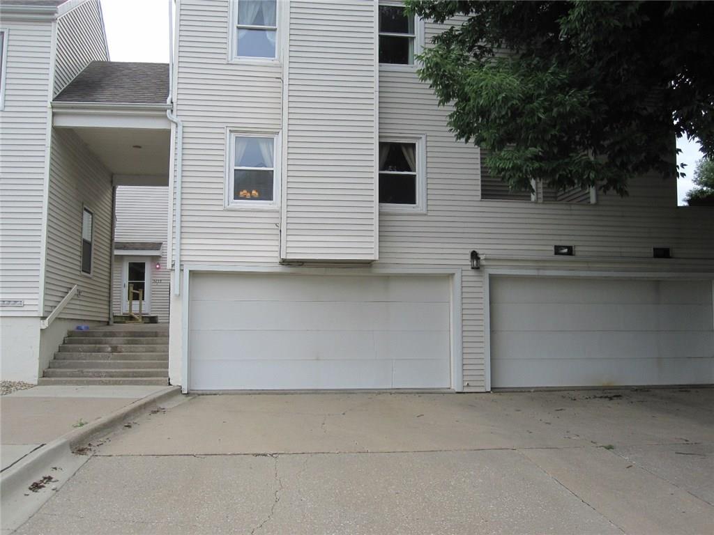 5261 Dakota Drive - Photo 1