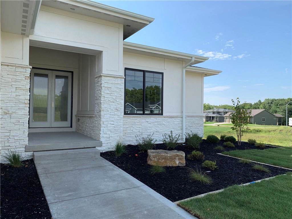 1712 Westside Drive - Photo 1