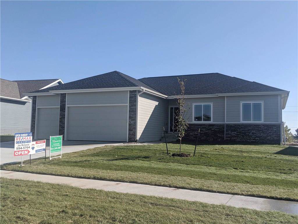 838 35th Street - Photo 1