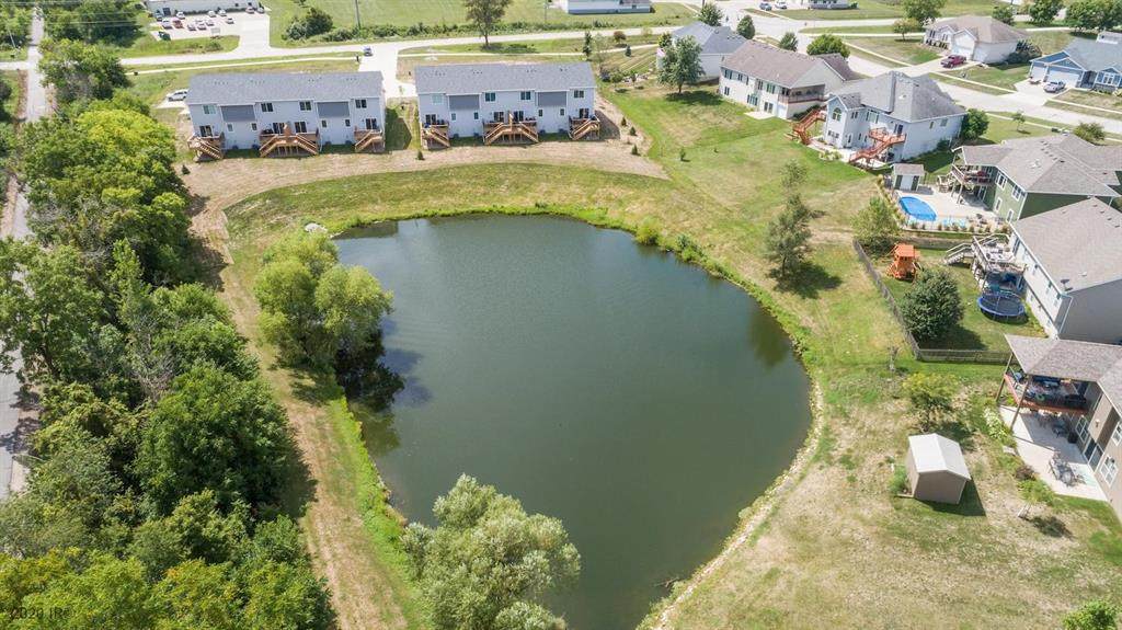 906 Summerset Place - Photo 1