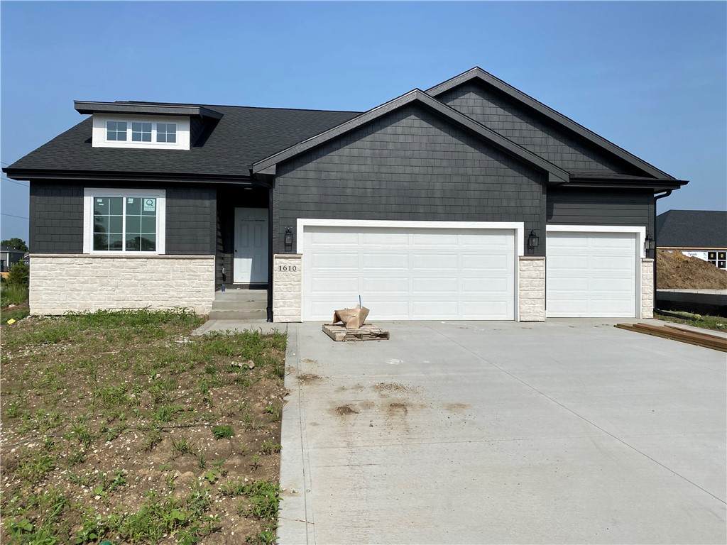 1610 Timber Ridge Drive - Photo 1