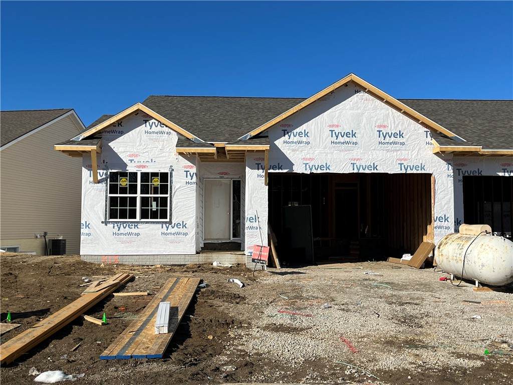 415 Trace Drive - Photo 1