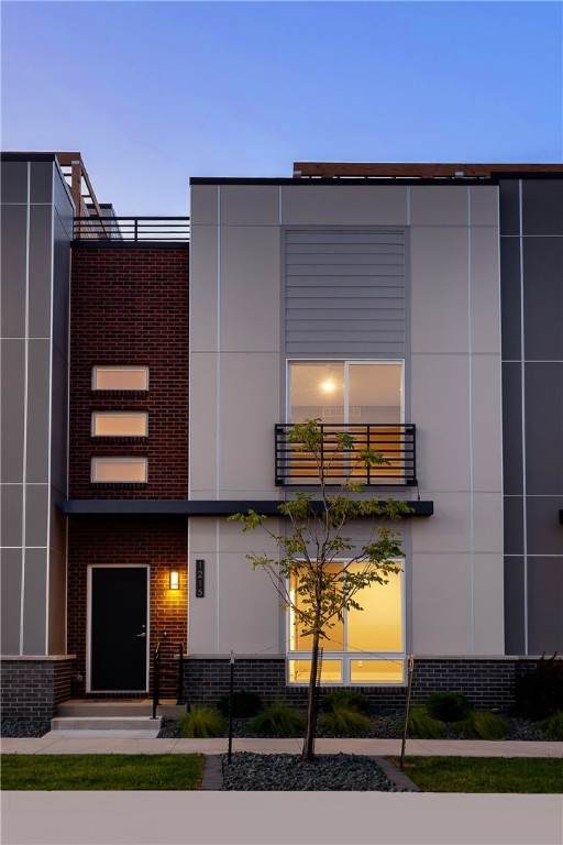 1215 Murphy Street - Photo 1