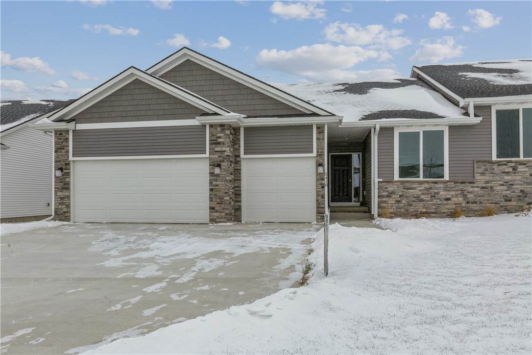 5418 Briarwood Drive - Photo 1