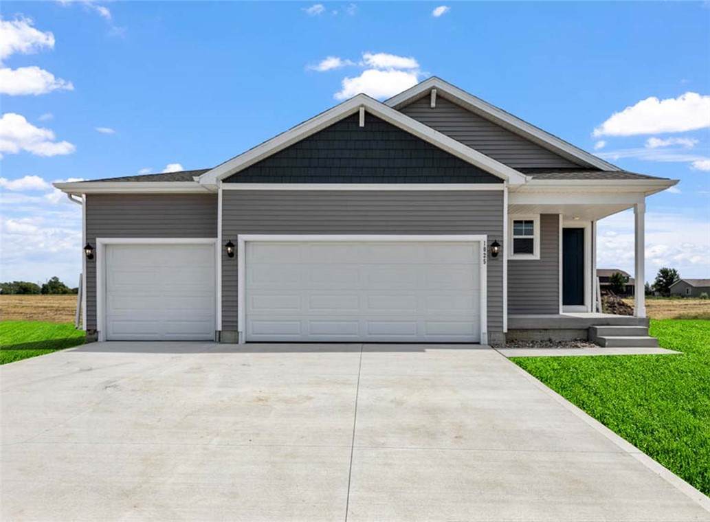 1025 Cove Street - Photo 1