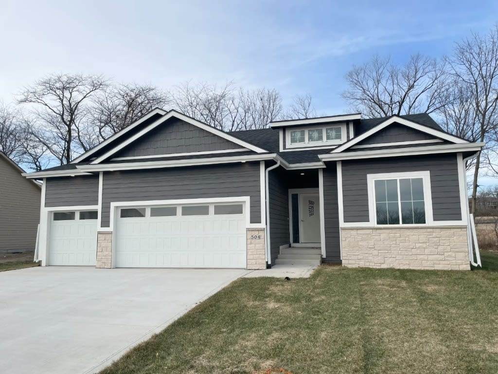 504 Deer Haven Street - Photo 1