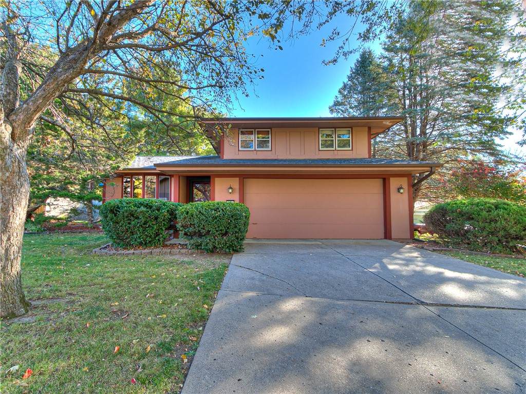 902 Linden Drive - Photo 1