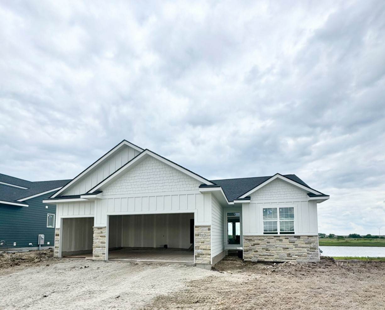 903 Cattail Road - Photo 1