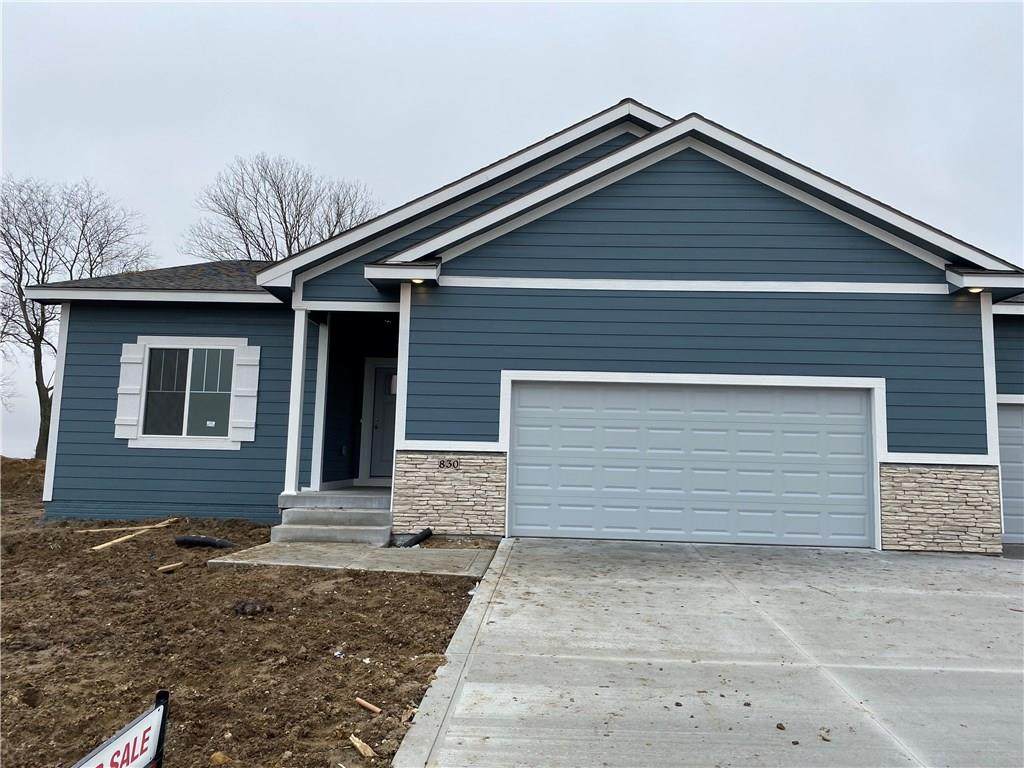 830 Sandstone Point - Photo 1