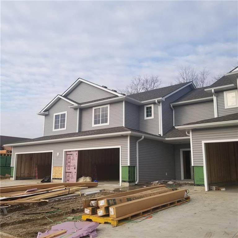 290 Amberwood Drive - Photo 1