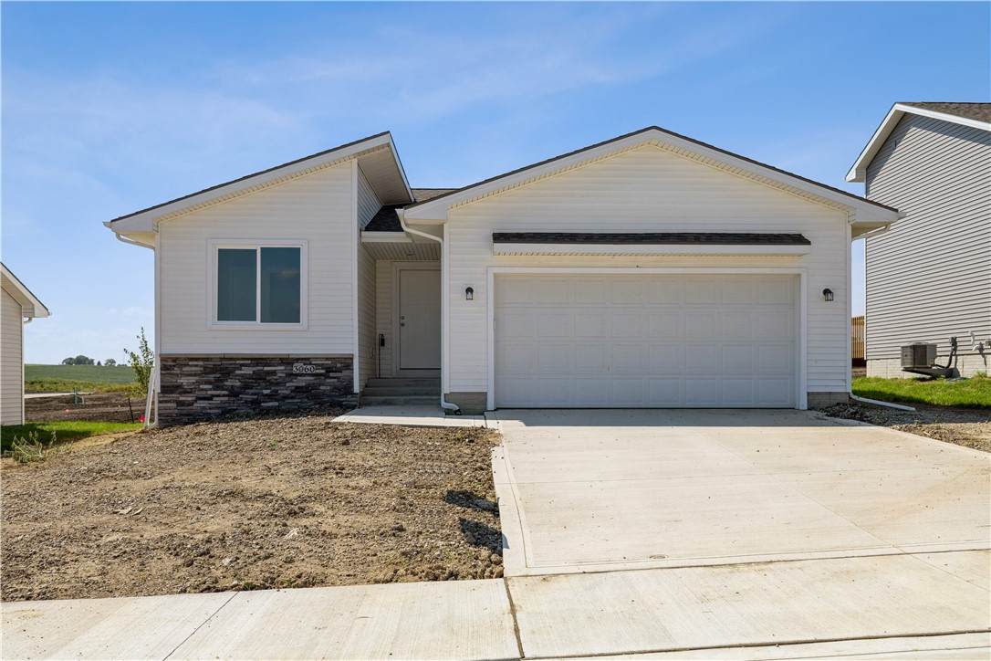 3060 Worchester Drive - Photo 1