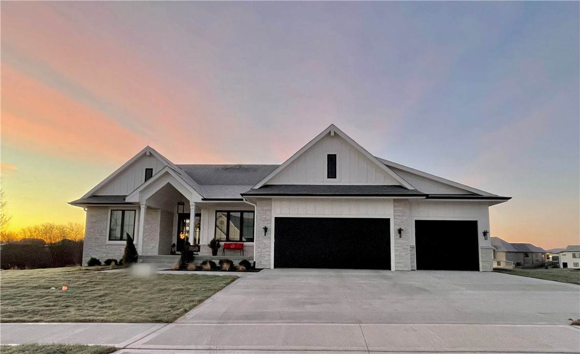 17618 Valleyview Drive - Photo 1