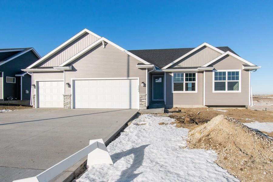 2404 Beechwood Street - Photo 1