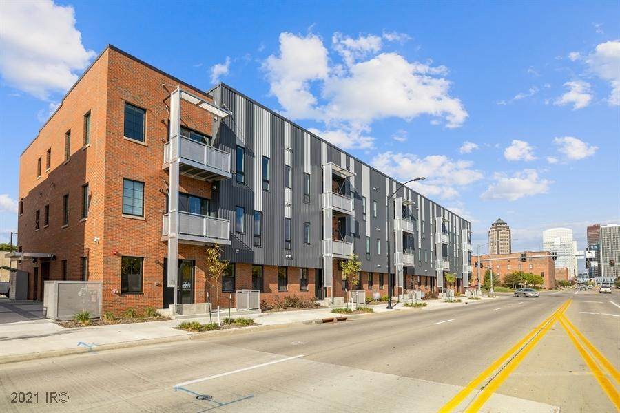 400 7th Street - Photo 1