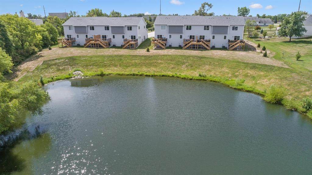 906 Summerset Place - Photo 1