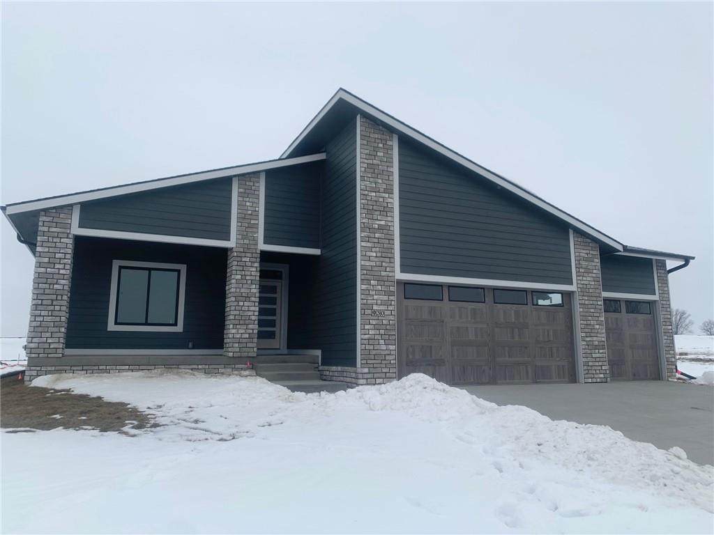 930 Roman Road - Photo 1