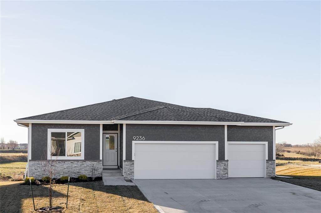 9236 Cody Drive - Photo 1