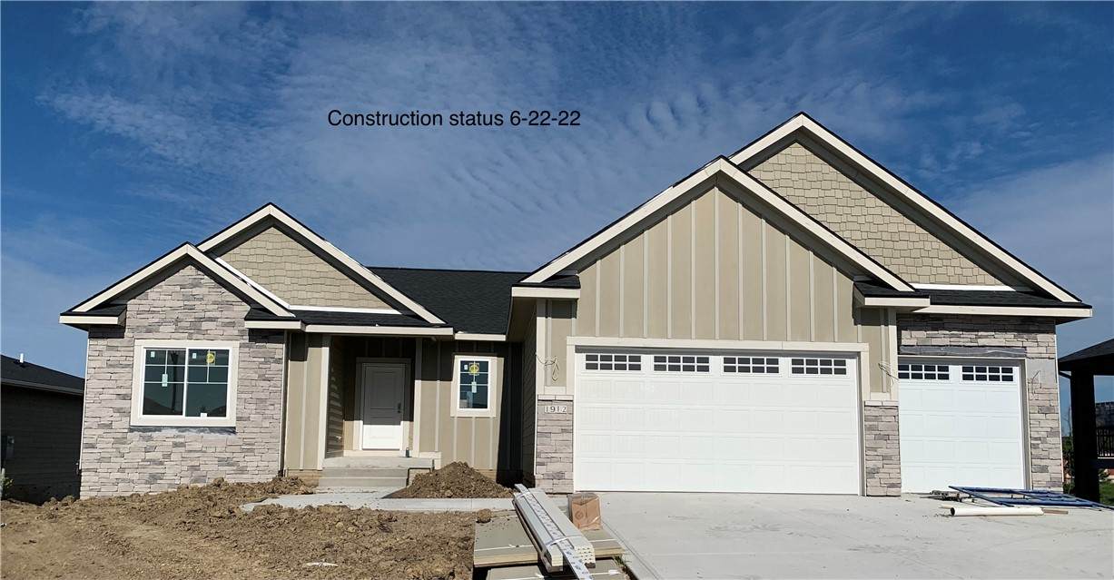 1912 Park Street - Photo 1