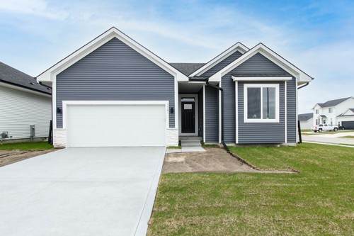 720 Pearl Drive - Photo 1