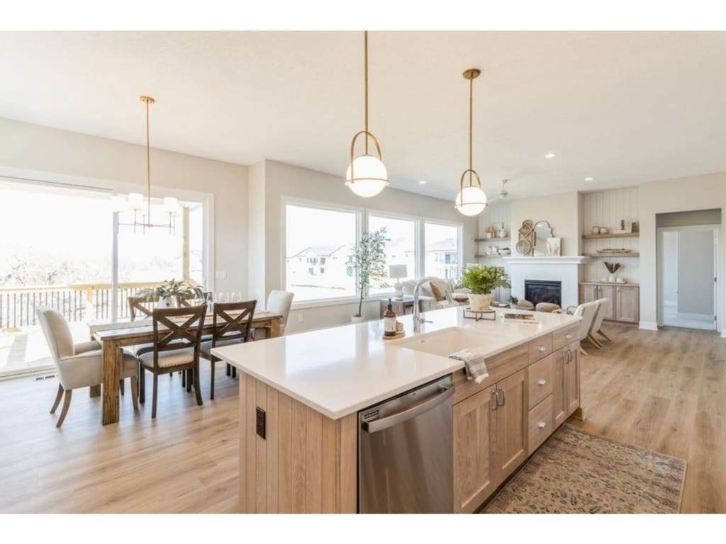 5606 147th Street - Photo 1
