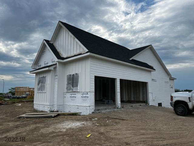 17530 Townsend Drive - Photo 1