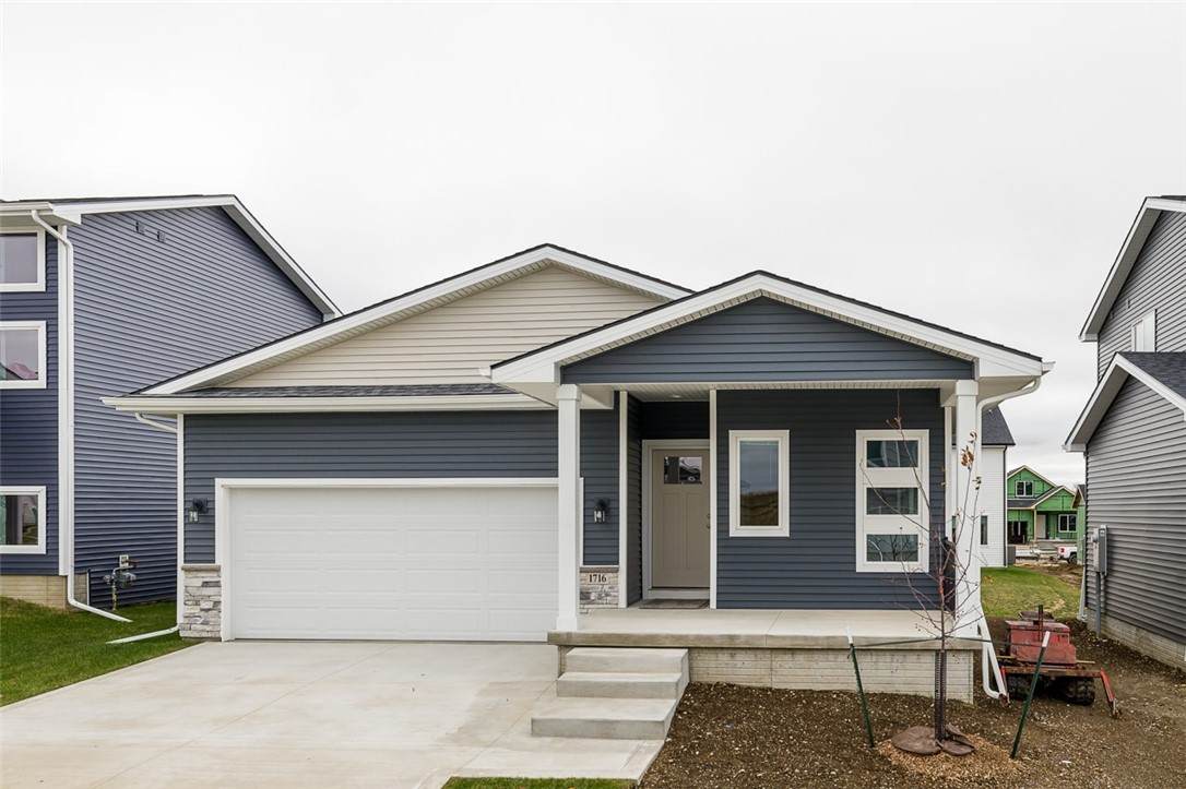 1716 Ashwood Avenue - Photo 1