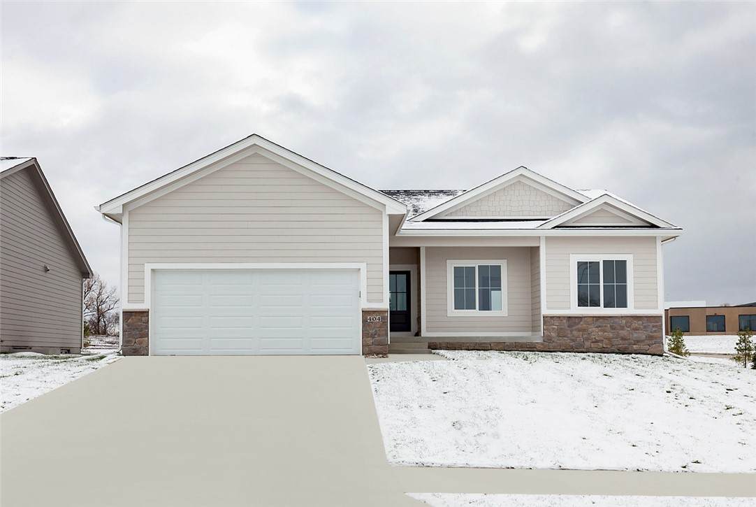 404 Vista Lake Avenue - Photo 1