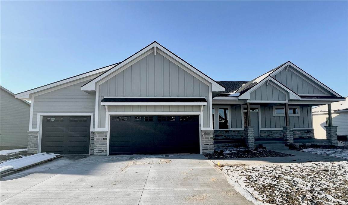 1921 31st Street - Photo 1