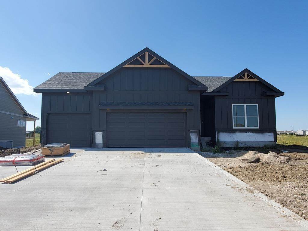 2804 Beechwood Street - Photo 1