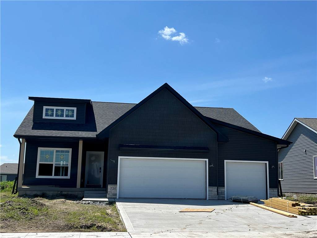 724 Deerfield Drive - Photo 1