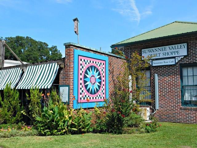 517 Main Street - Photo 1