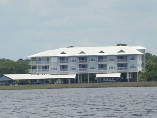 23556 349 - Photo 1