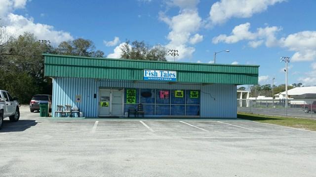 715 Main St - Photo 1