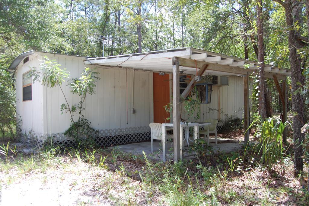 418 Rocky Road - Photo 1